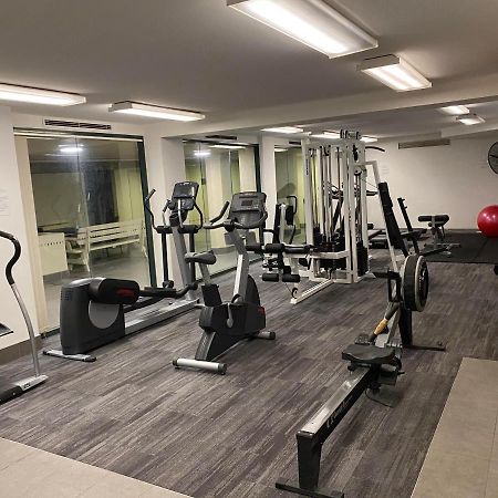 2 Bed 2 Bath Luxury Apartment In Braddon Canberra - Free Heated Pool, Gym, Parking Ngoại thất bức ảnh