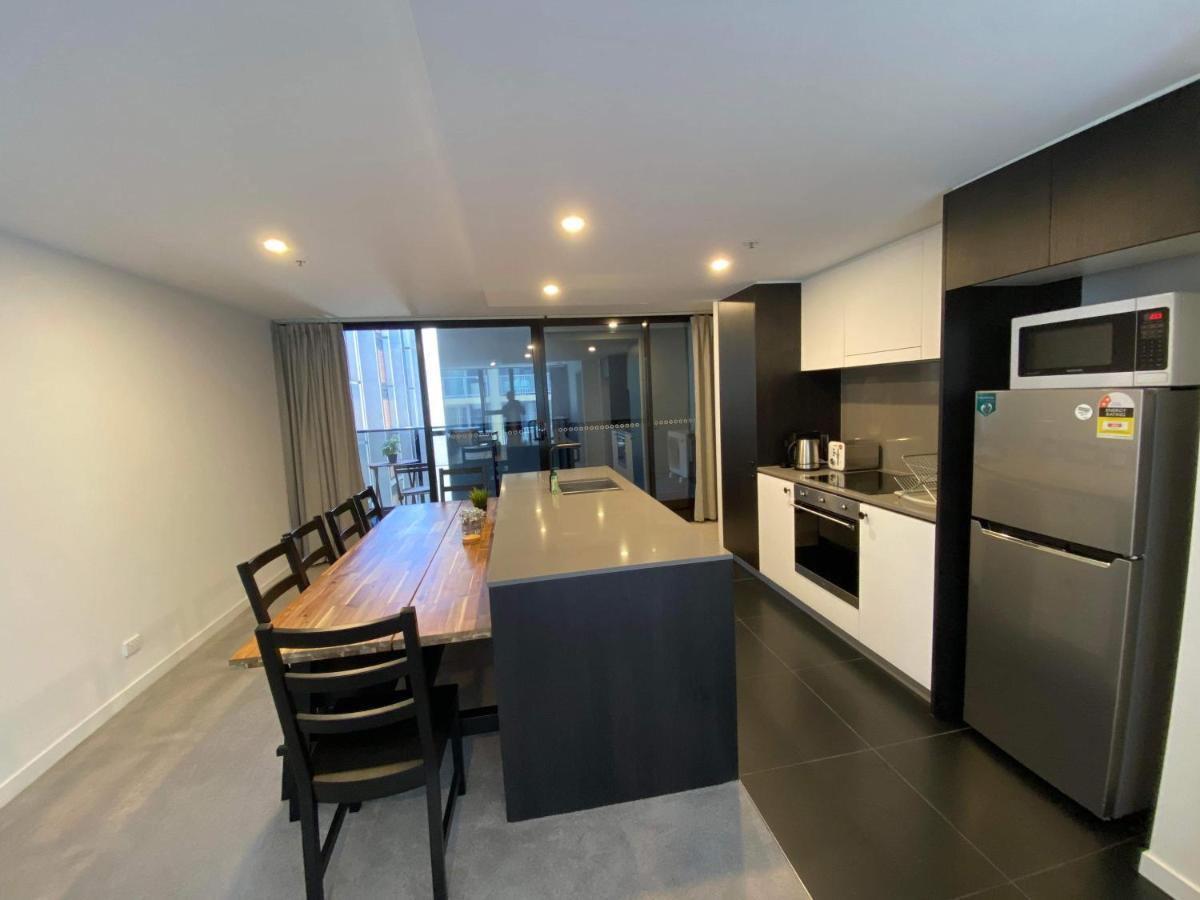 2 Bed 2 Bath Luxury Apartment In Braddon Canberra - Free Heated Pool, Gym, Parking Ngoại thất bức ảnh