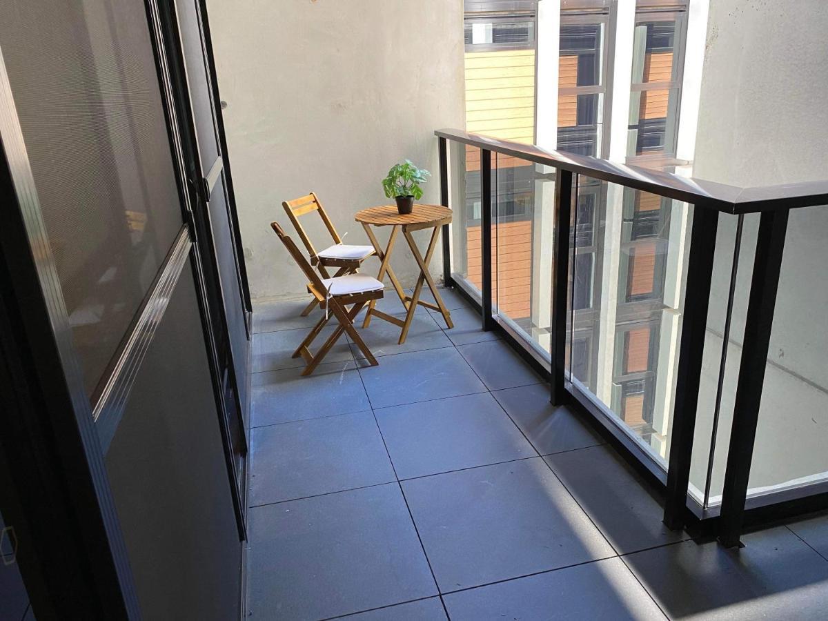 2 Bed 2 Bath Luxury Apartment In Braddon Canberra - Free Heated Pool, Gym, Parking Ngoại thất bức ảnh